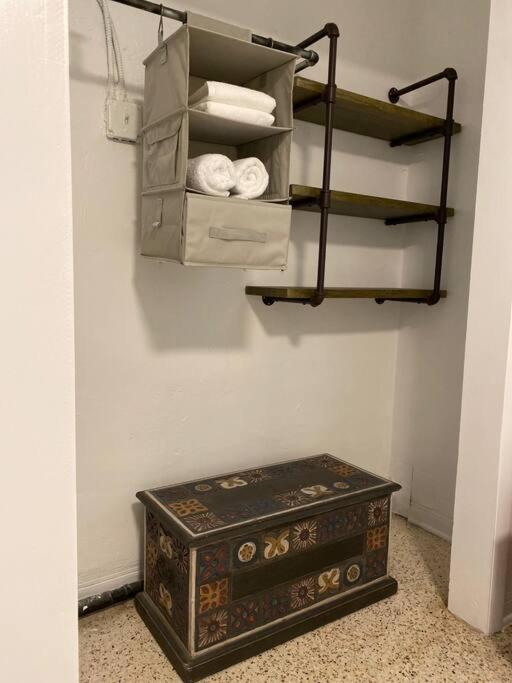 Stayover In Miami Home 2Br - 1Bth - Free Parking Esterno foto